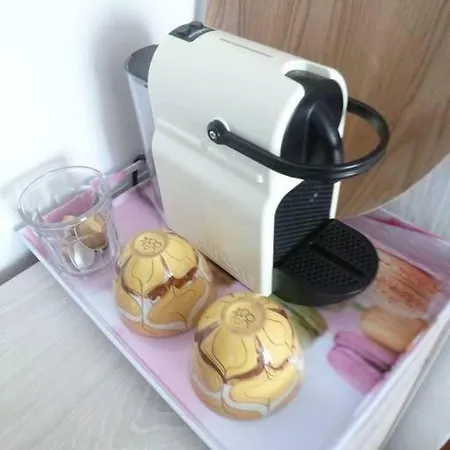 Le 1835, Ambre-jaune