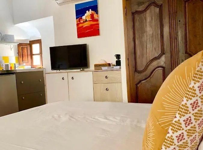 Le 1835, Ambre-jaune Appartement *