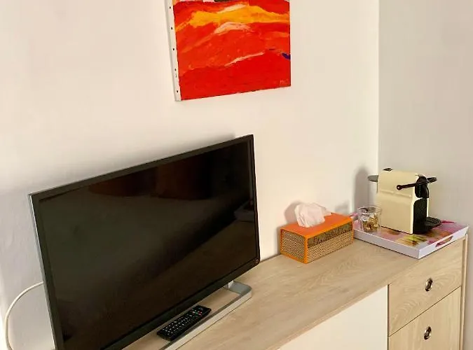 Le 1835, Ambre-jaune