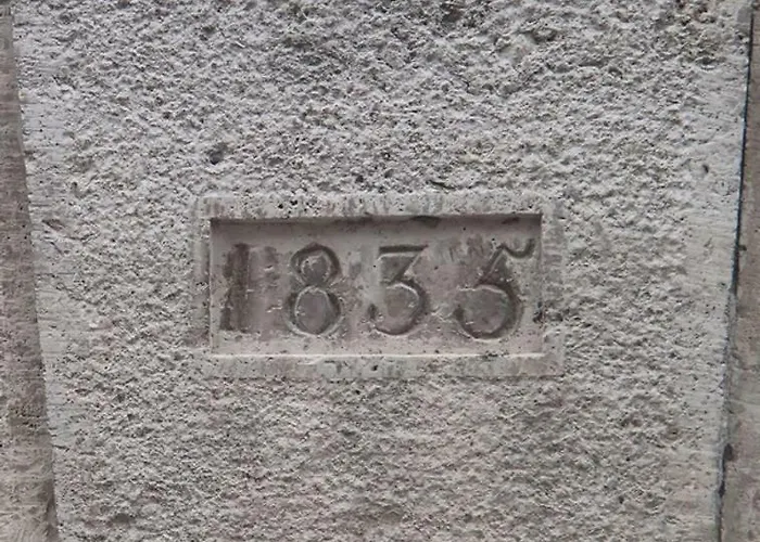 Le 1835, Ambre-jaune